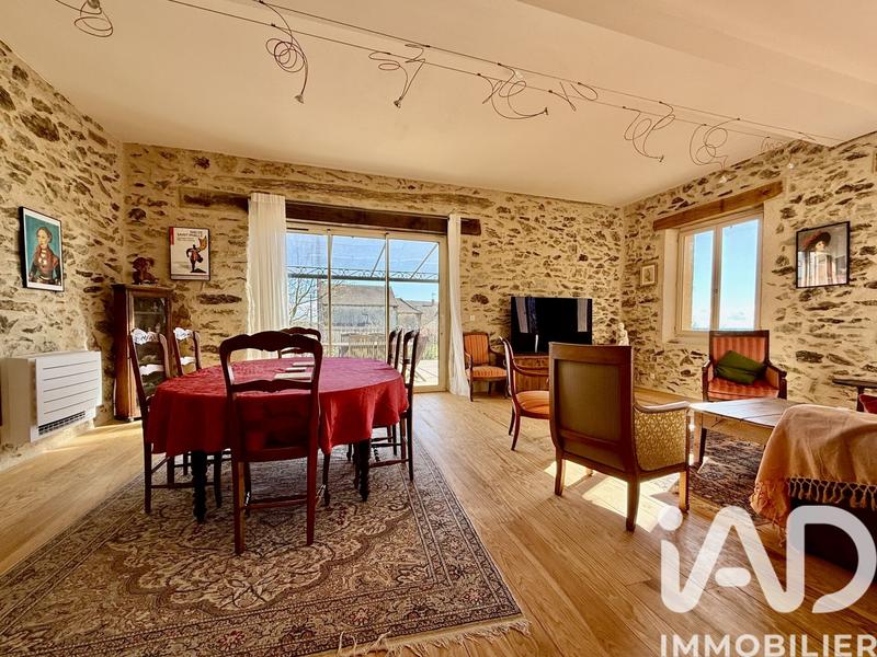 Maison de campagne - 250 m² - 8 pièces