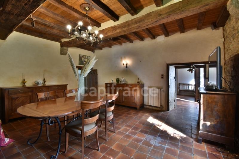 Maison - 190 m² - 8 pièces