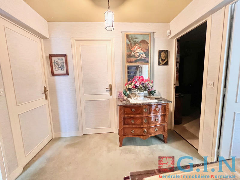 Maison - 146 m² - 7 pièces