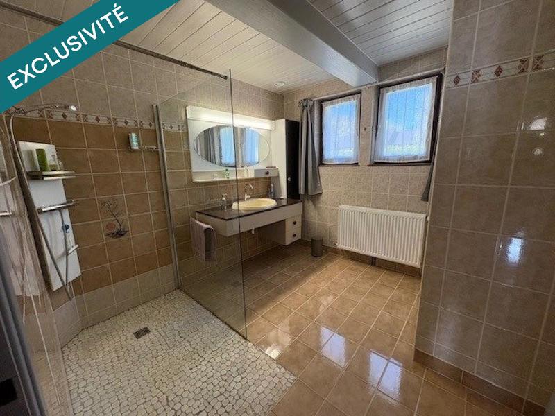 Maison - 294 m² - 8 pièces