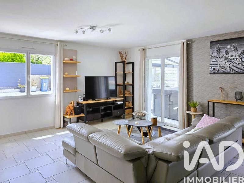 Maison - 161 m² - 5 pièces