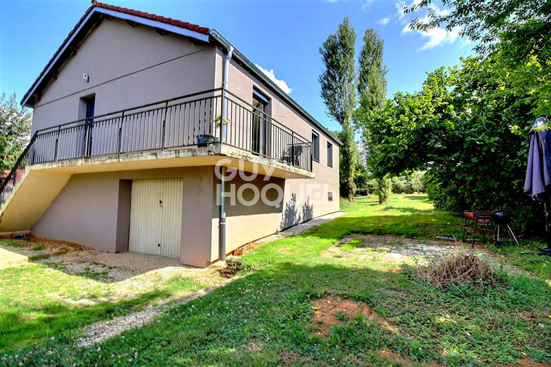 Maison - 90 m² - 5 pièces