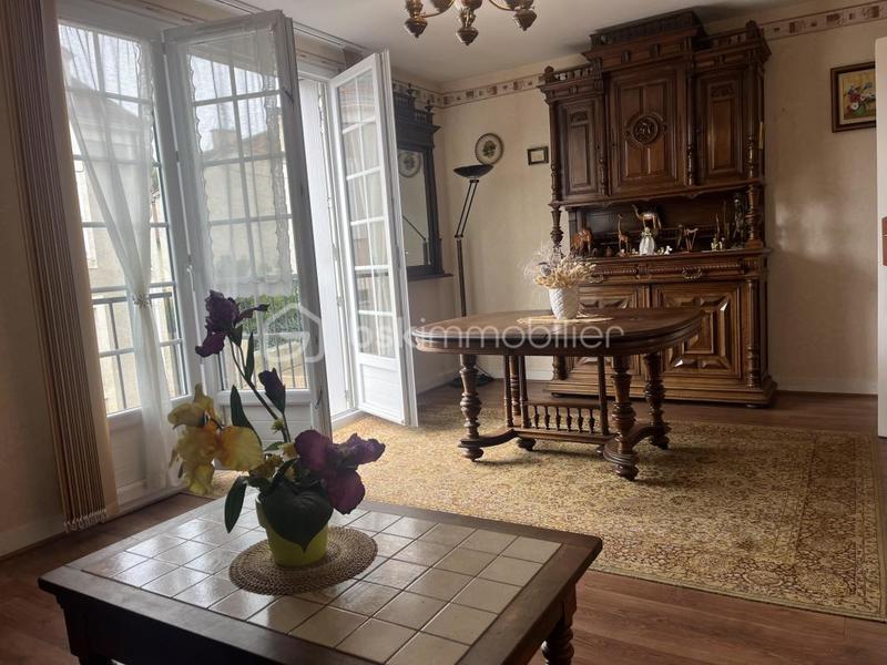 Appartement - 77 m² - 4 pièces