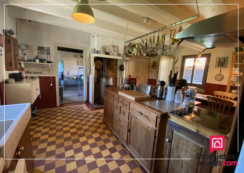 Maison - 144 m² - 6 pièces