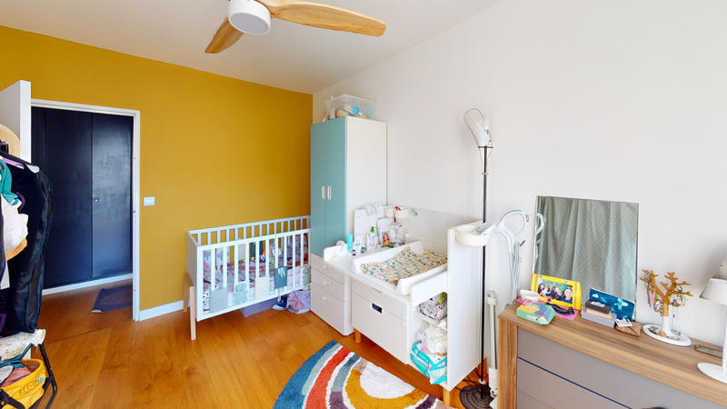 Appartement - 80 m² - 4 pièces