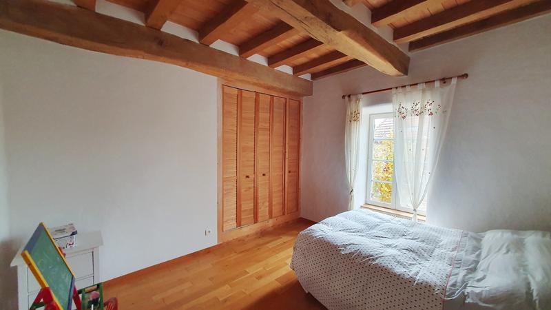 Maison - 285 m² - 11 pièces