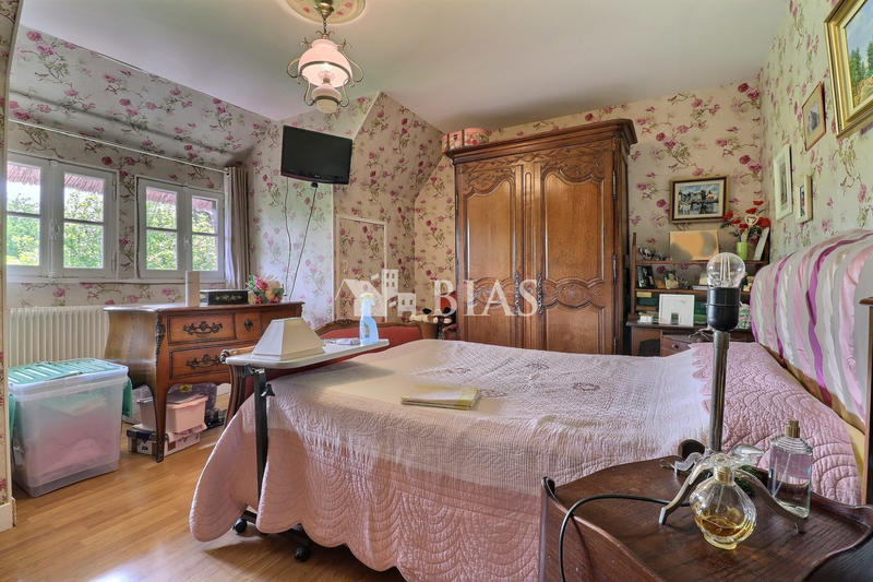 Maison ancienne - 198 m² - 7 pièces