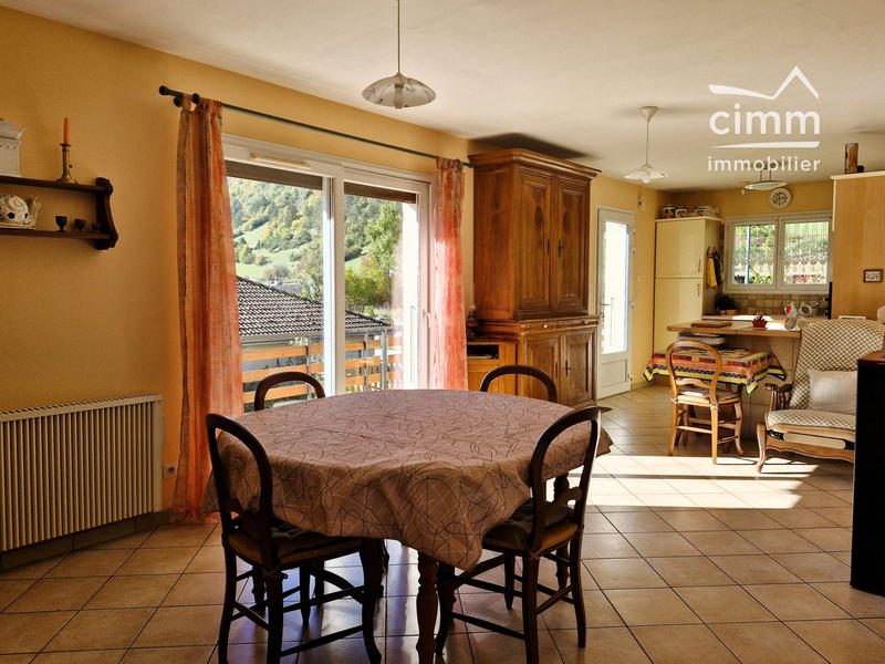 Maison - 135 m² - 4 pièces