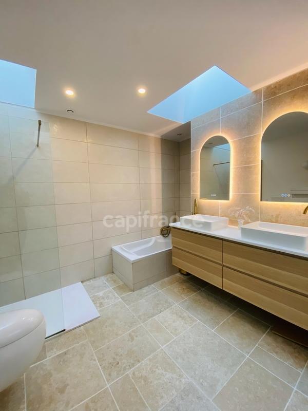 Maison - 150 m² - 6 pièces