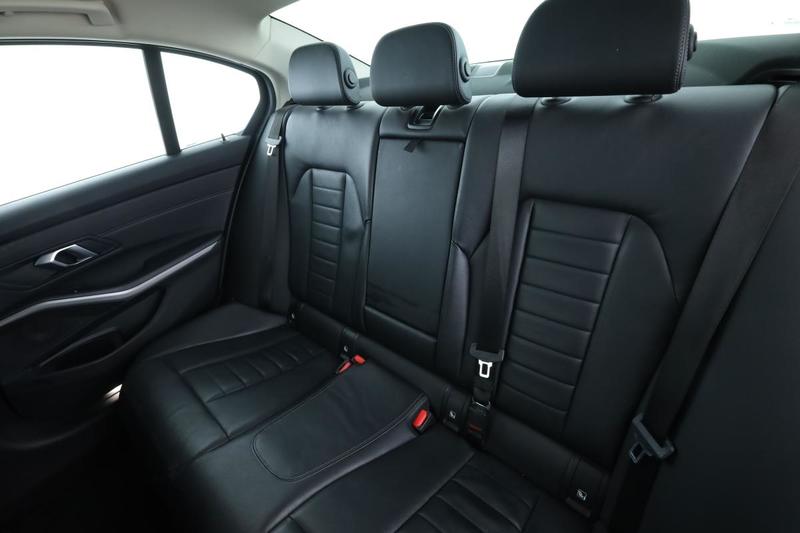 Bmw Série 3 318dA Lounge 150 ch