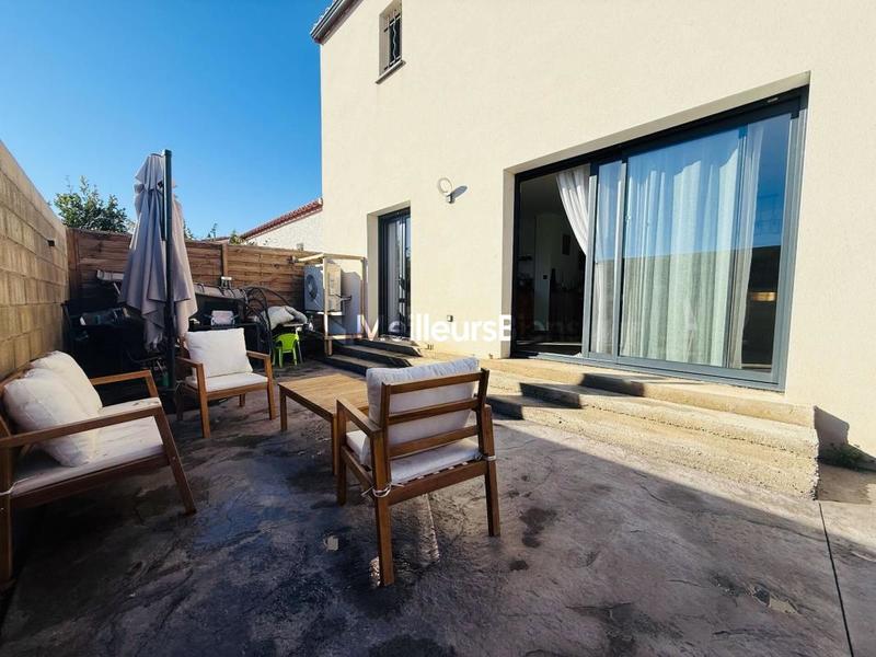 Villa - 90 m² - 4 pièces