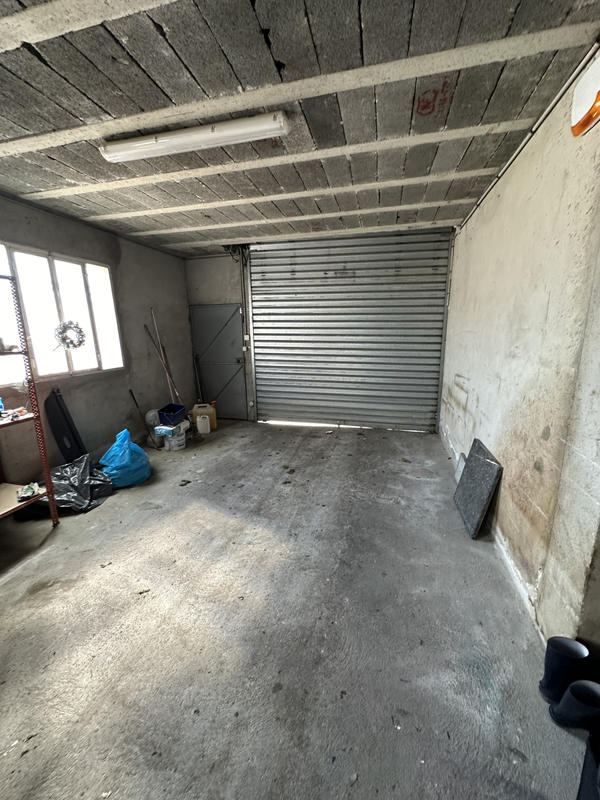 Maison - 280 m² - 10 pièces