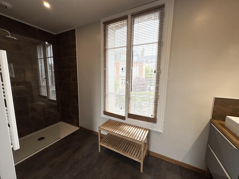 Maison - 163 m² - 7 pièces