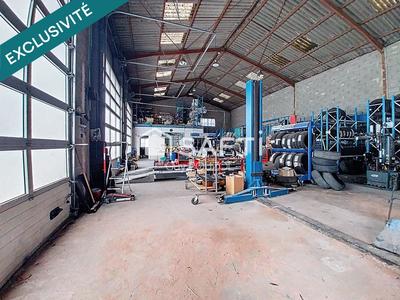 Local commercial - 300 m² - 2 pièces