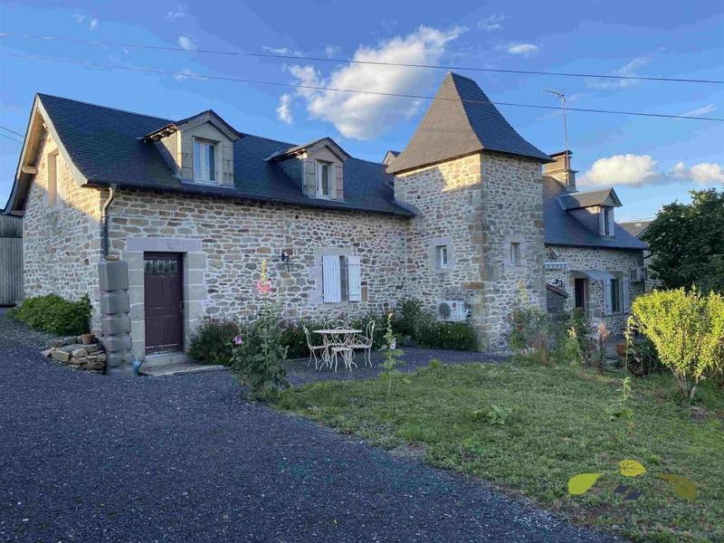 Maison en pierre - 170 m² - 7 pièces