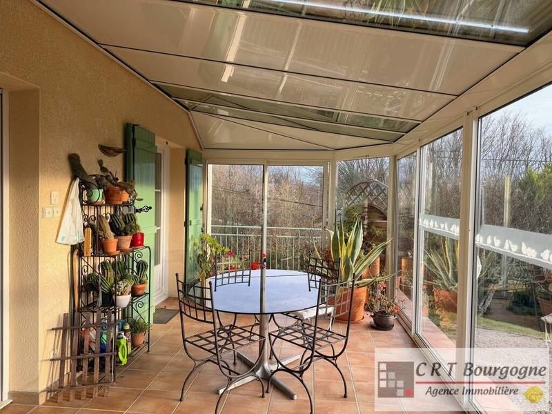 Maison - 202 m² - 7 pièces