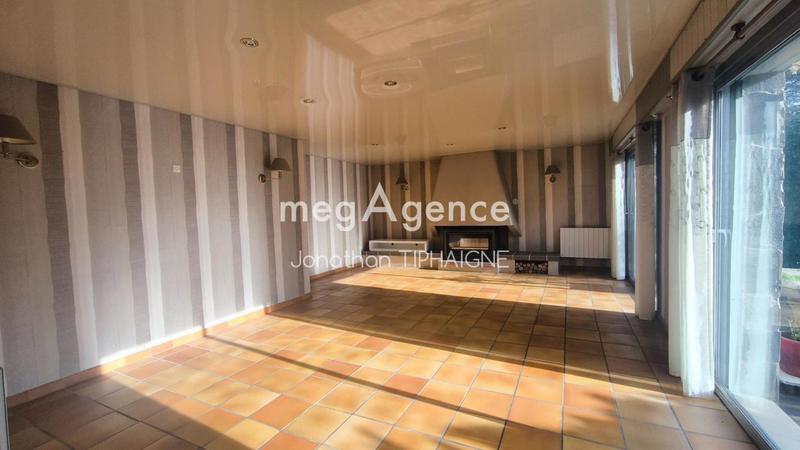 Maison traditionnelle - 159 m² - 7 pièces