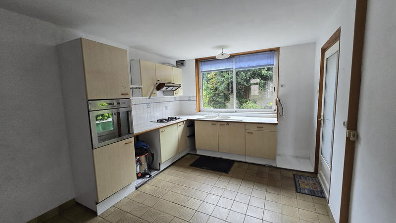 Local commercial - 103 m² - 5 pièces