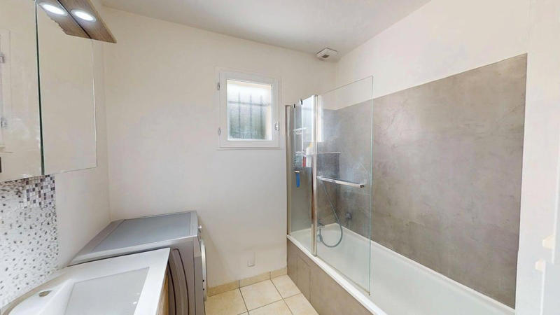 Maison - 77 m² - 4 pièces