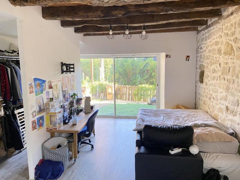 Propriété - 217 m² - 10 pièces