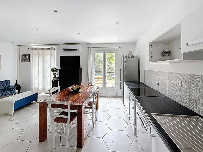 Appartement - 65 m² - 4 pièces