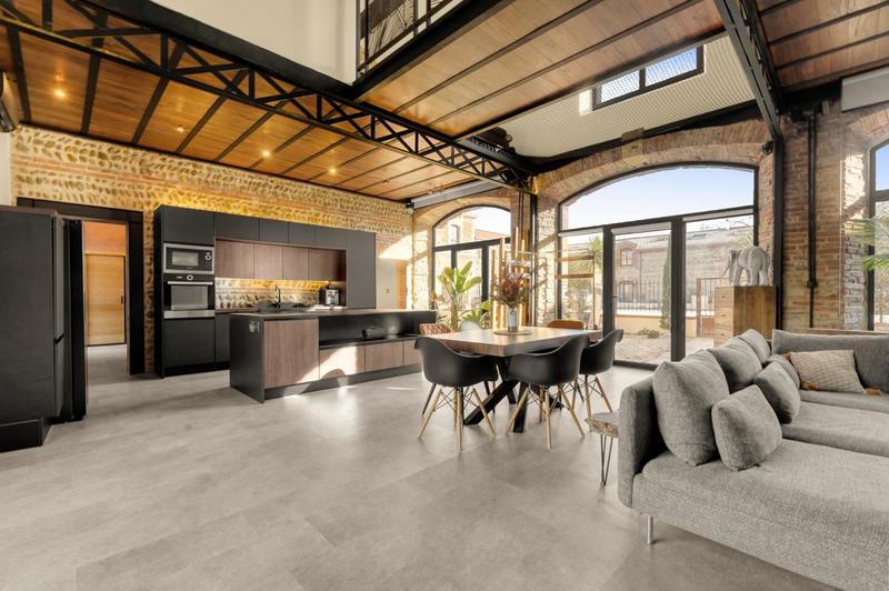 Maison - 187 m² - 4 pièces