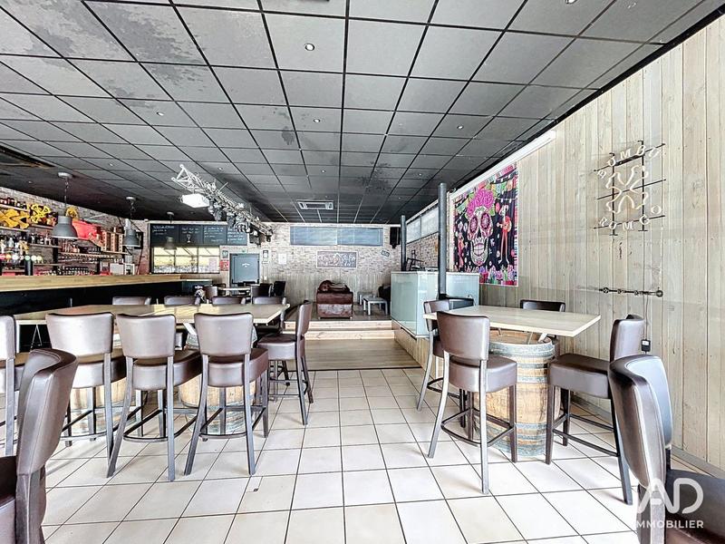 Local commercial - 237 m²