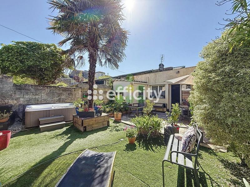 Maison - 90 m² - 4 pièces