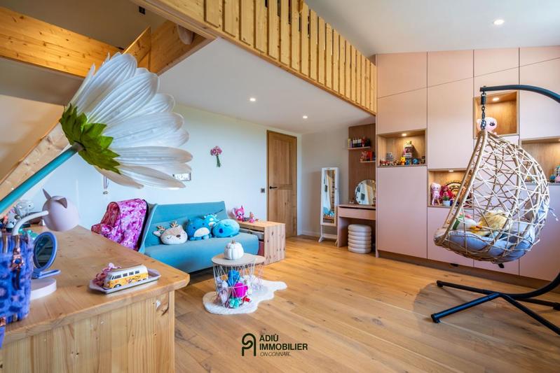 Mas - 345 m² - 7 pièces