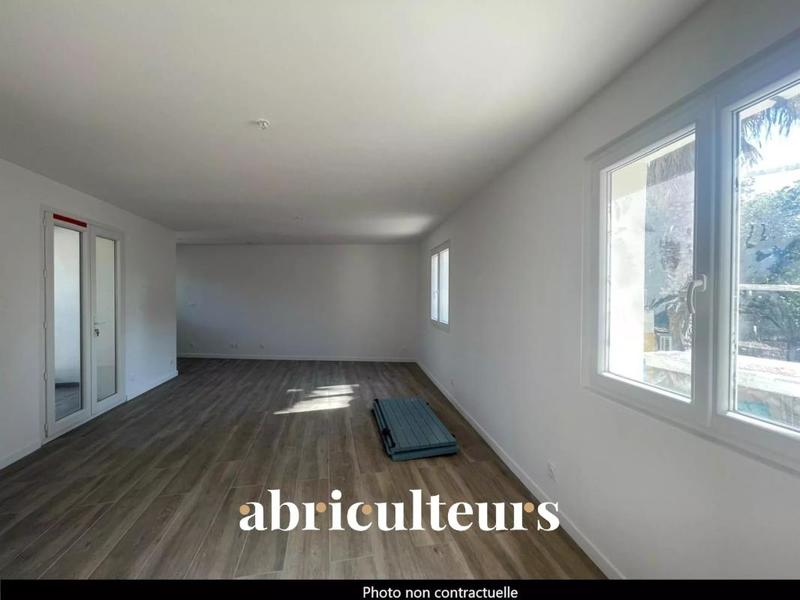 Appartement - 86 m² - 4 pièces