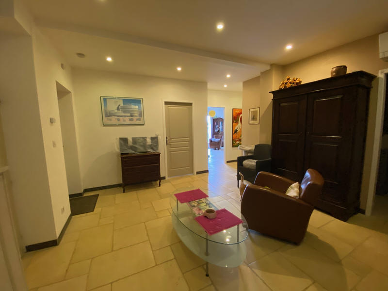 Maison - 208 m² - 6 pièces