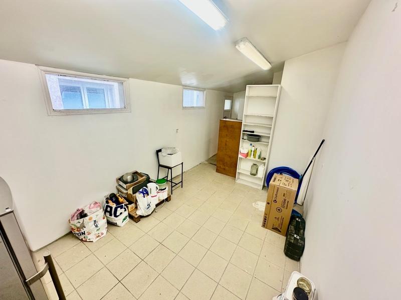 Local commercial - 110 m² - 3 pièces