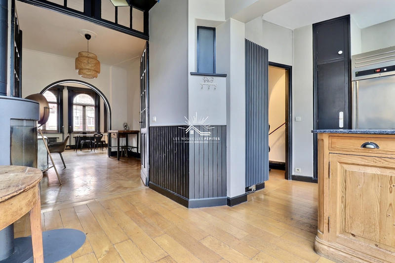 Maison - 186 m² - 6 pièces