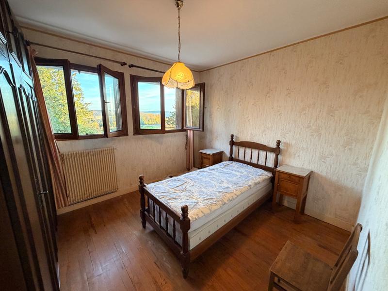 Maison - 111 m² - 6 pièces