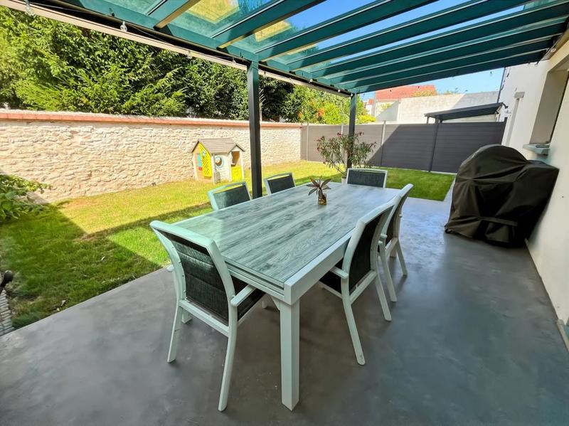 Maison - 120 m² - 5 pièces