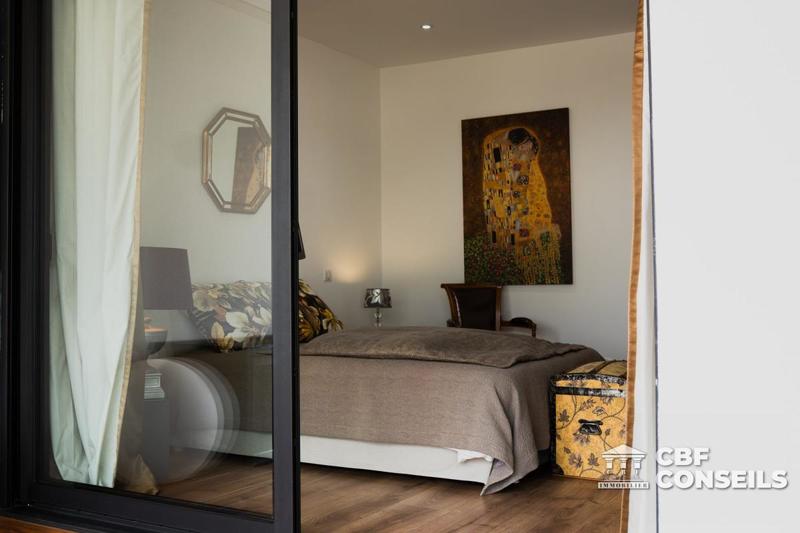 Villa - 247 m² - 7 pièces