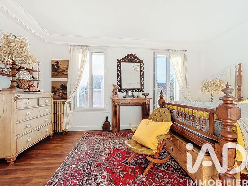 Maison de ville - 180 m² - 7 pièces