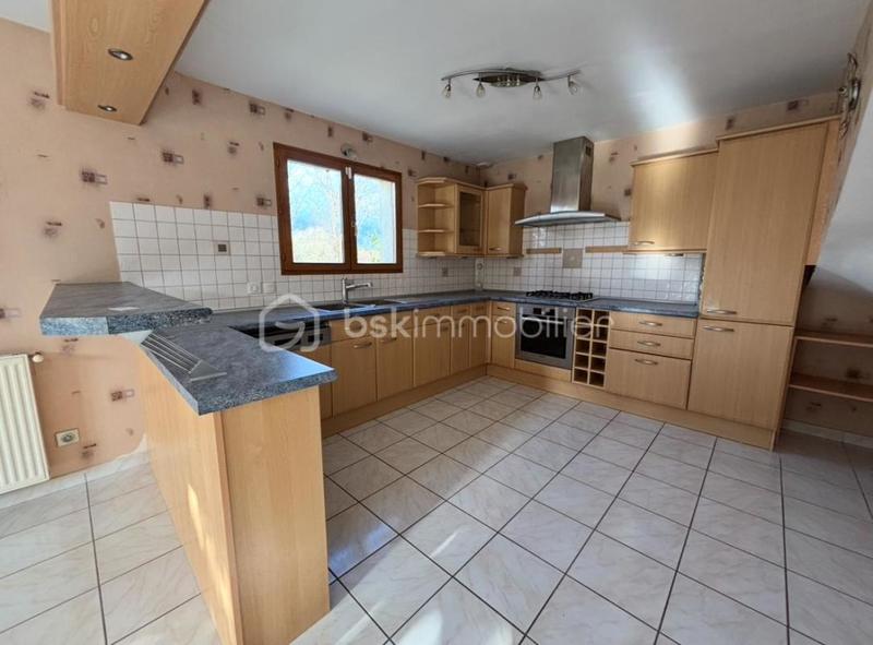 Maison - 103 m² - 6 pièces