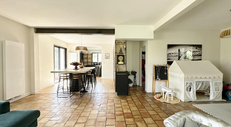 Maison contemporaine - 153 m² - 7 pièces