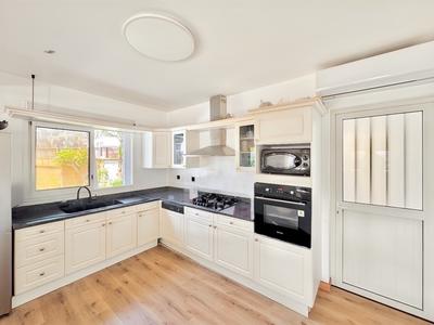 Villa - 162 m² - 7 pièces