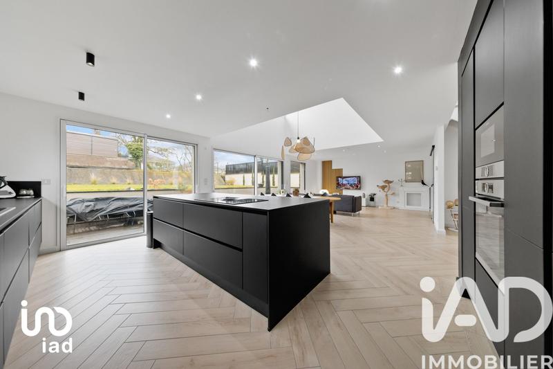 Maison de maîtres - 177 m² - 8 pièces