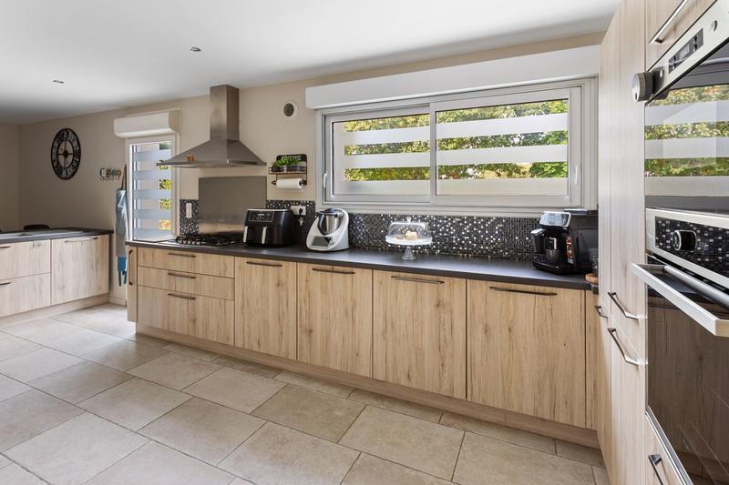 Maison - 175 m² - 7 pièces