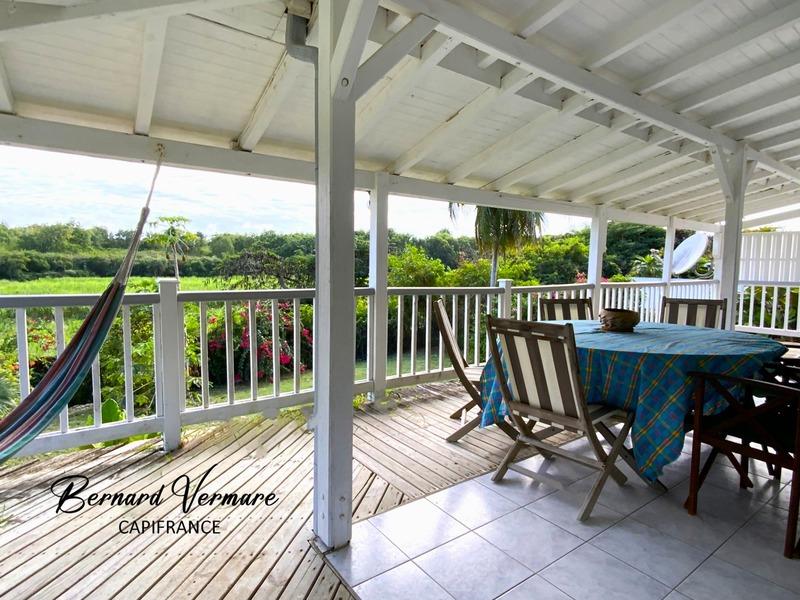 Bungalow - 135 m² - 9 pièces