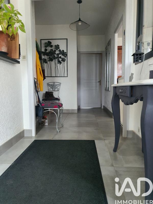 Maison - 220 m² - 8 pièces