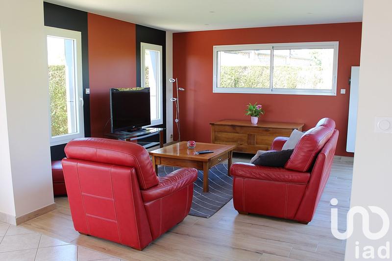 Maison - 143 m² - 9 pièces