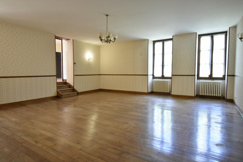 Maison - 140 m² - 7 pièces