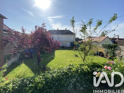 Maison - 180 m² - 7 pièces