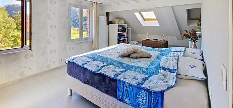 Maison - 205 m² - 8 pièces