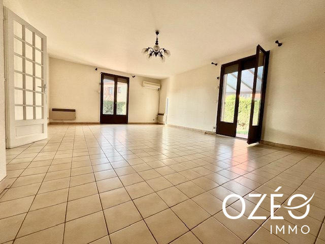 Maison traditionnelle - 110 m² - 4 pièces