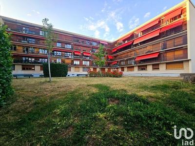 Appartement - 75 m² - 3 pièces